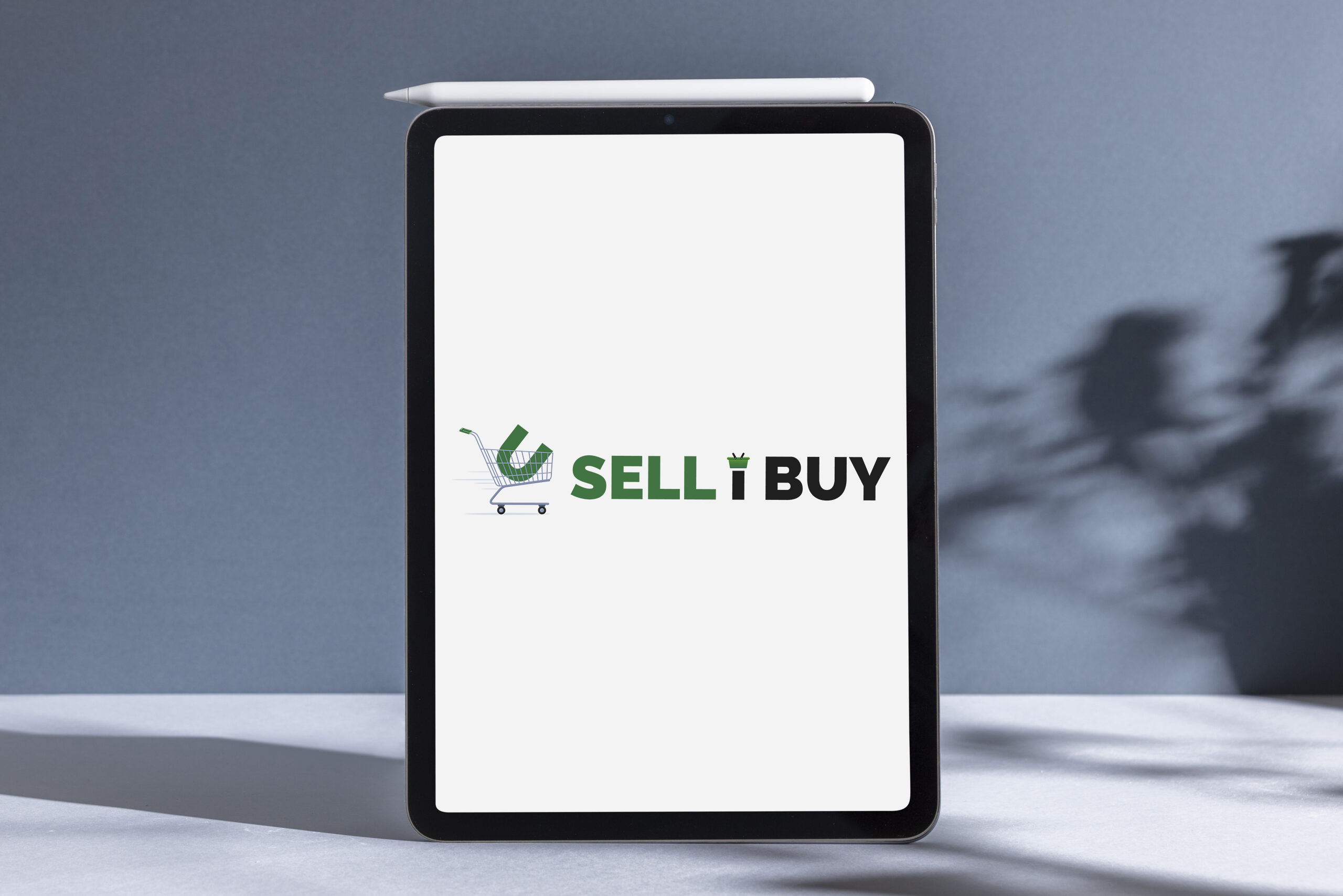 tablet-with-pen-minimal-display-scaled copy